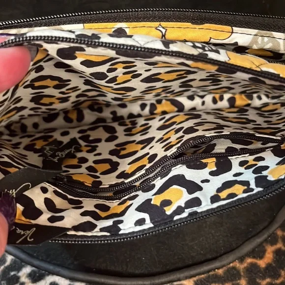 New Vera Bradley cross body purse! Adorable! - Picture 5 of 6